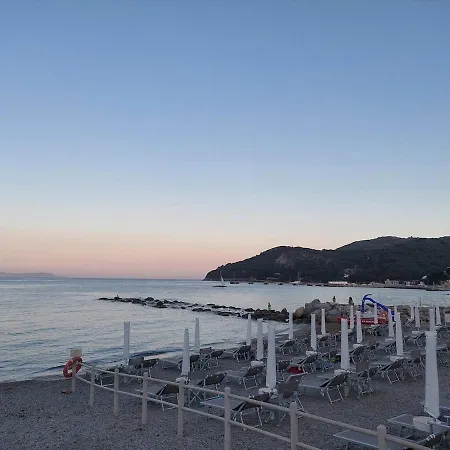 Apartment Cala Azzurra Cavo